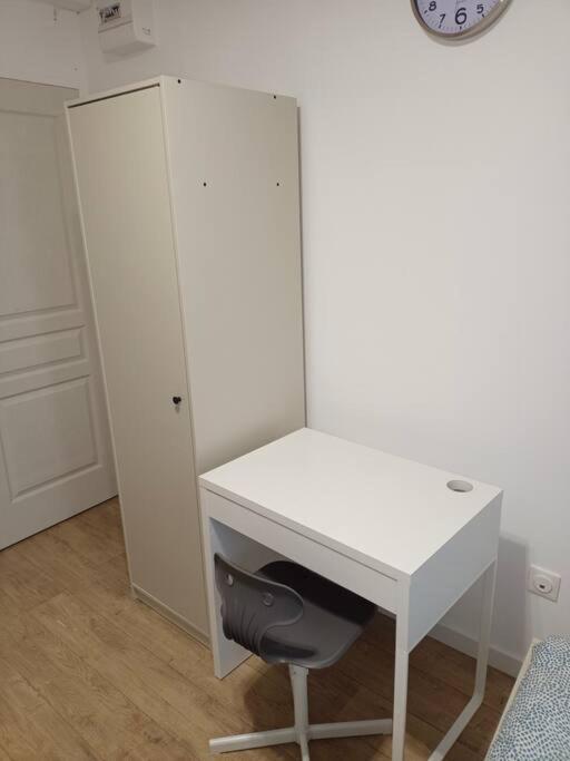 Studio Renove D'Exception Aux Portes De Paris ! Pierrefitte-sur-Seine Luaran gambar